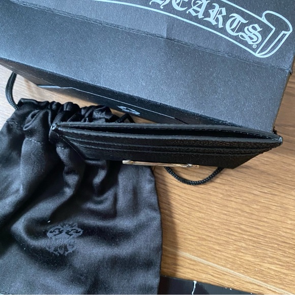 Chrome Hearts Leather Cardholder Gothic Cross
Cardholder Black - Picture 6 of 9